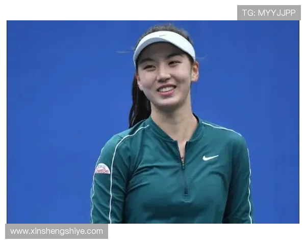 足球女星长发风采大赏集锦展现魅力与个性之美 足球女星长发风采大赏集锦展现魅力与个性之美